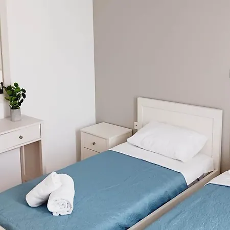 Hotel apartamentowy Jp Pool & 3*