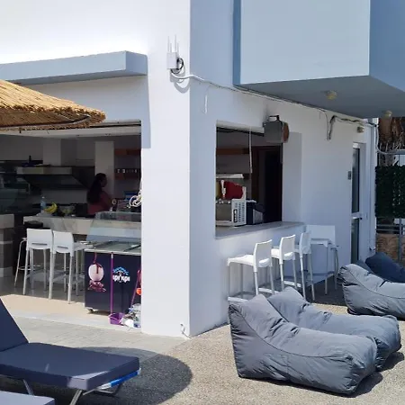 Hotel apartamentowy Jp Pool &