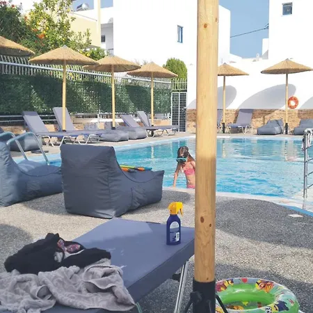 Jp Pool & Lägenhetshotell 3*