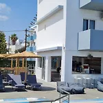 Jp Pool & Aparthotel