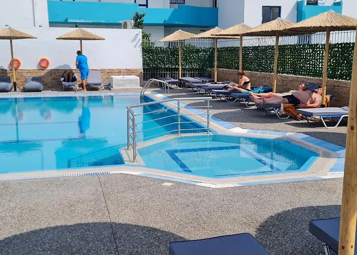 מלון דירות Jp Pool &