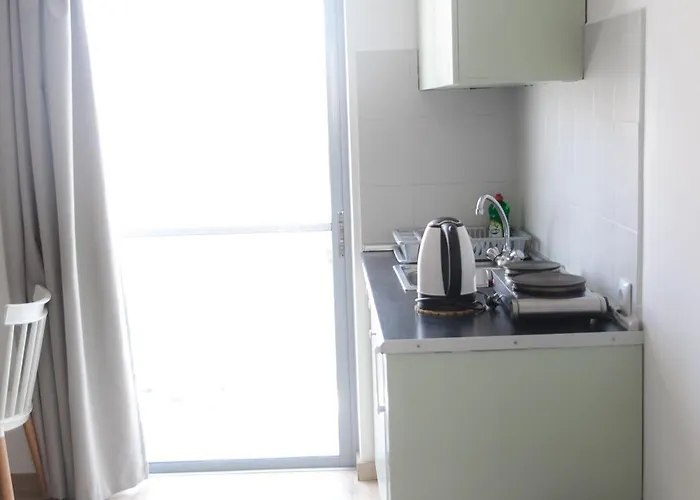 Jp Pool & מלון דירות 3*